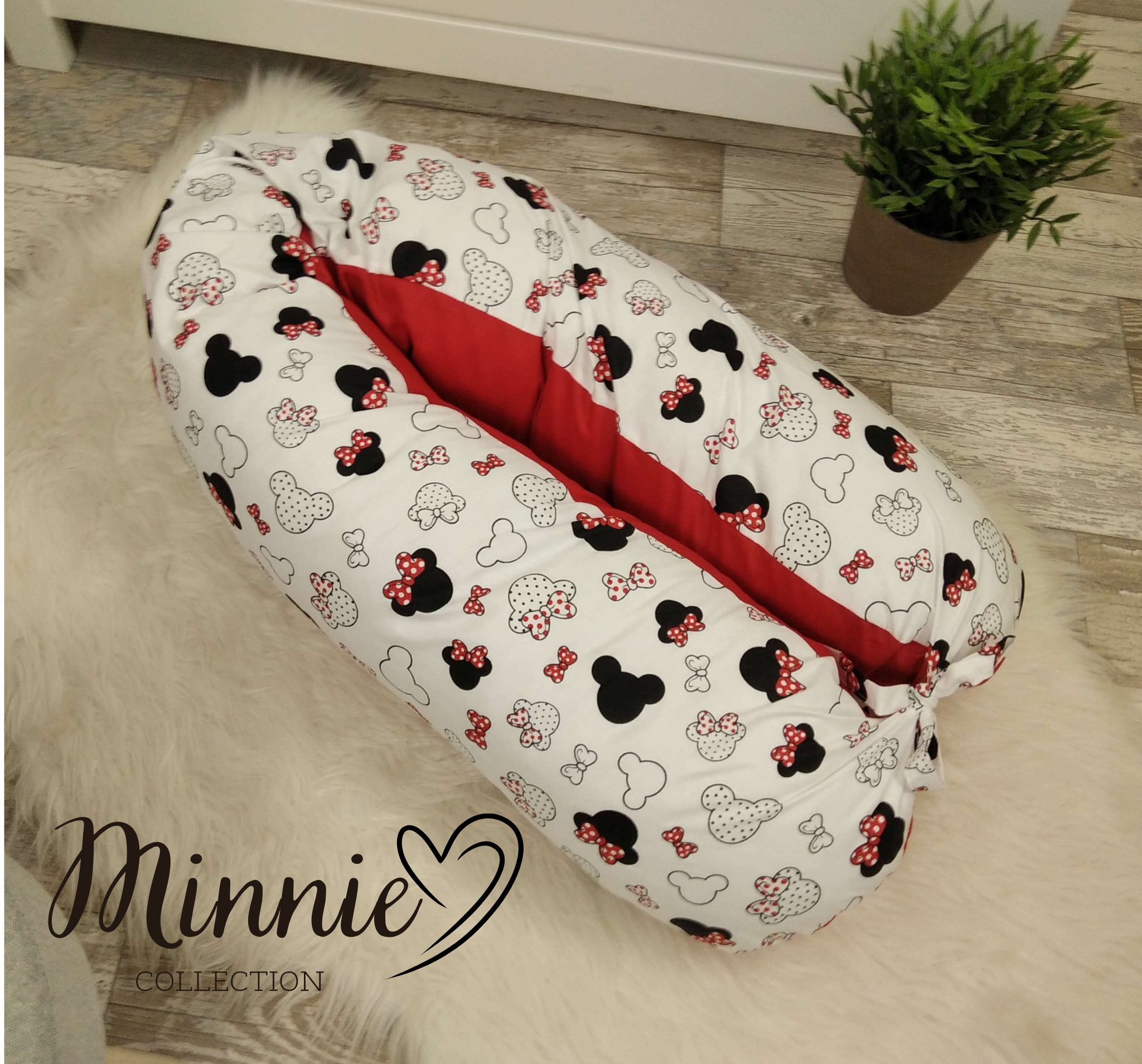 Szoptatós párna - Minnie