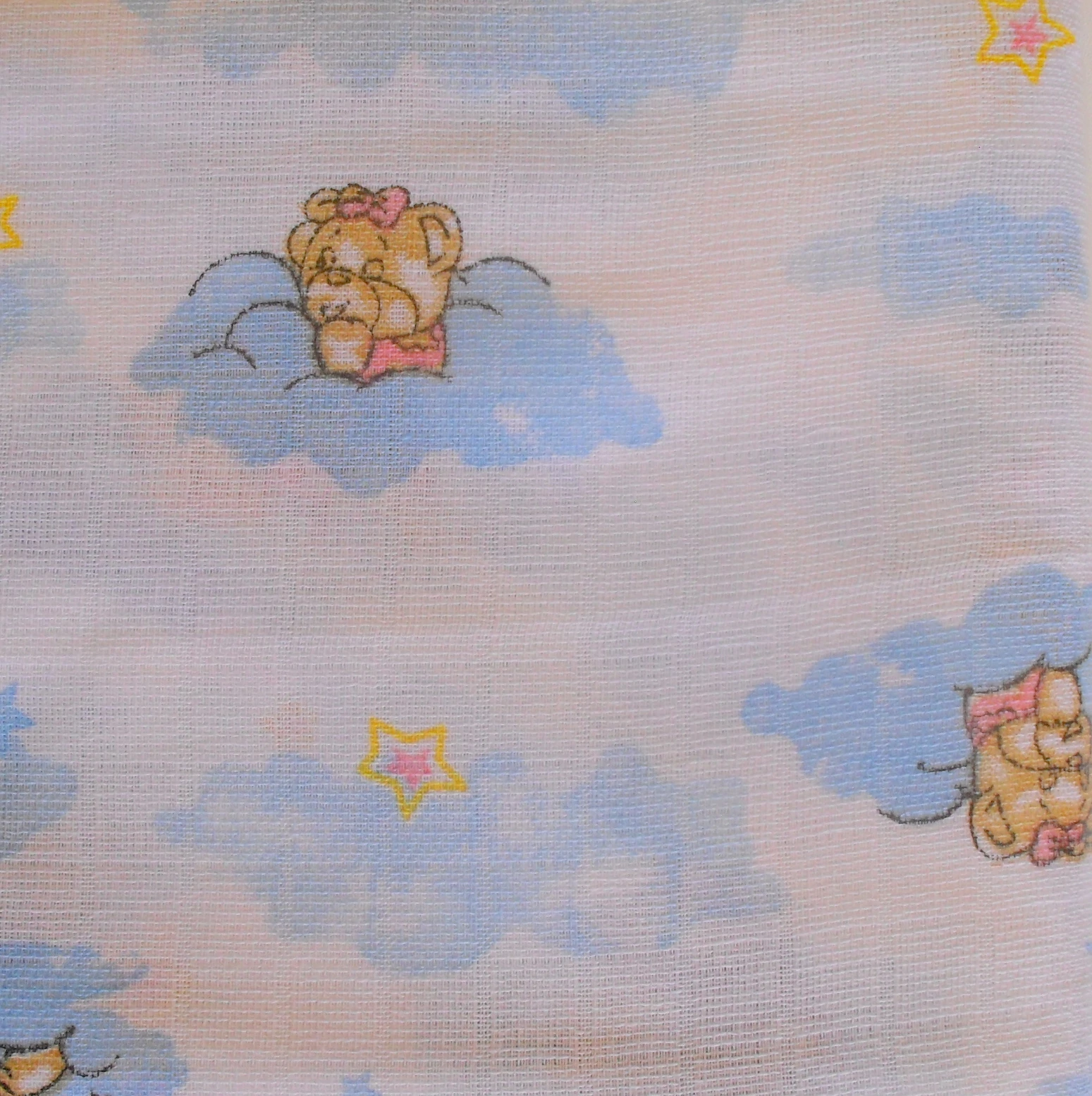 Baby Bruin 1 db apró mintás textilpelenka 70x70 cm Felhős macilány